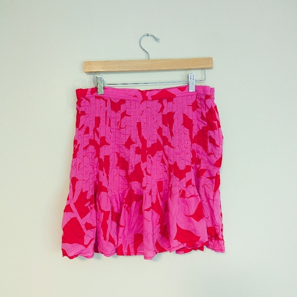 Vineyard Vines Bright Pink Patterned Skirt - Picture 1 of 3